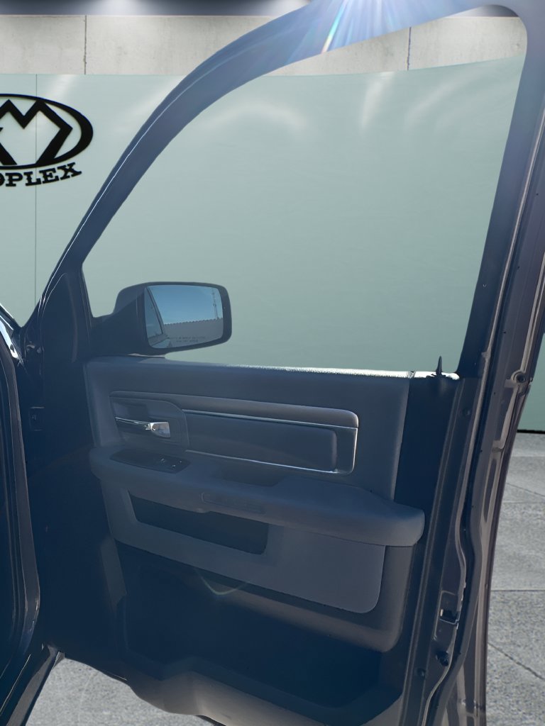 Used 2019 RAM 1500 Lone Star RWD image 19