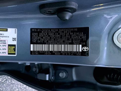 Used 2024 Toyota Corolla LE image 31