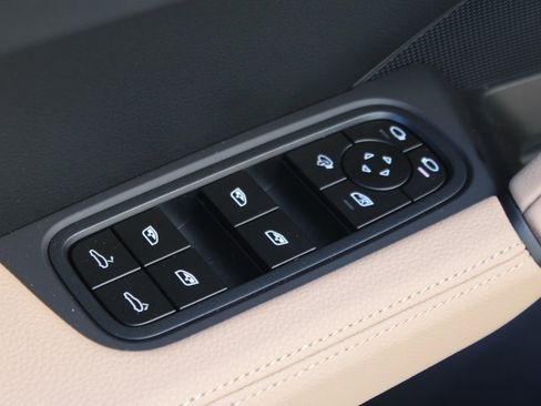 New 2026 Porsche Cayenne S image 19