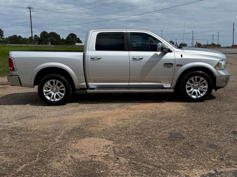 Used 2017 RAM 1500 Laramie Longhorn AWD/4WD image 6