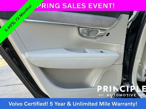 Certified 2024 Volvo V90 B6 Cross Country Ultimate w/ Protection Package Premier AWD/4WD image 34