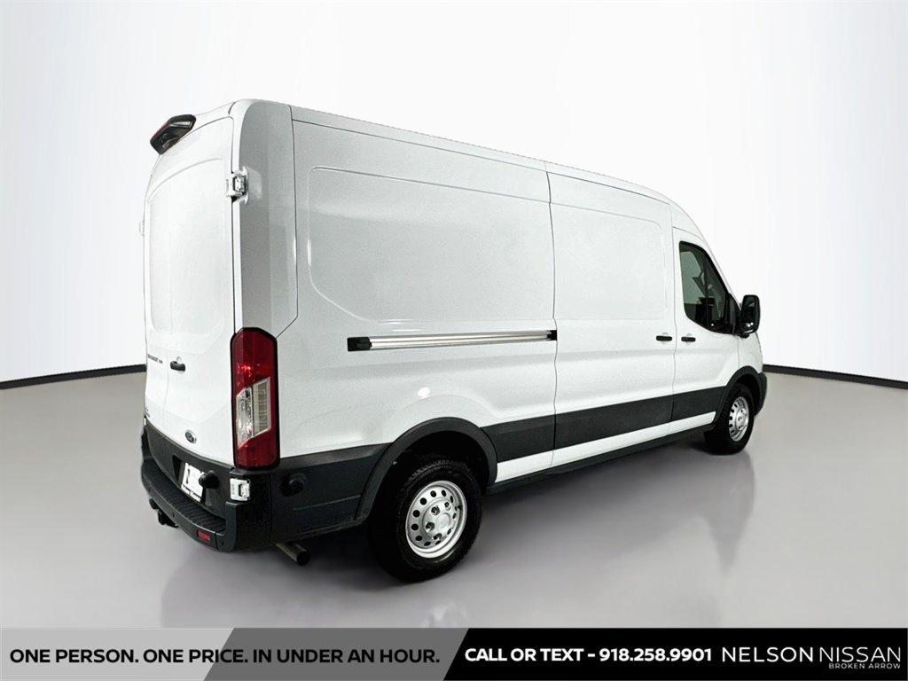 Used 2025 Ford Transit 350 148 Medium Roof AWD w/ Interior Upgrade Package image 5