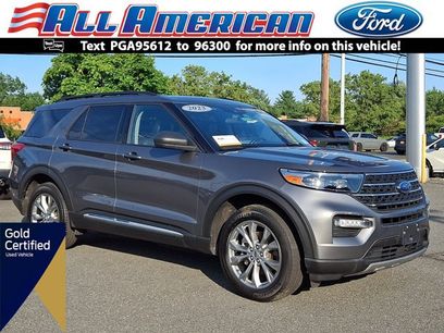 Certified 2023 Ford Explorer XLT w/ Equipment Group 202A