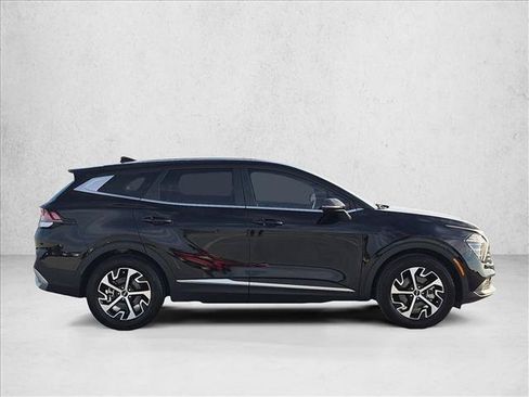 Used 2024 Kia Sportage EX FWD image 4