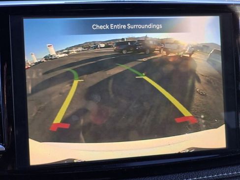 Used 2026 Chrysler Pacifica Limited AWD/4WD image 6