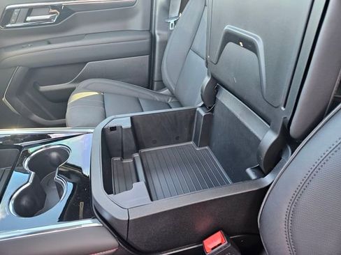 New 2026 Chevrolet Tahoe RST image 26