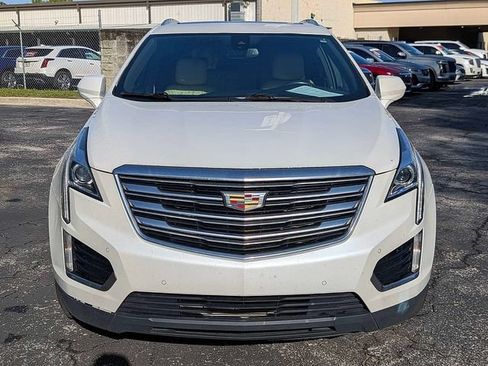 Used 2018 Cadillac XT5 Luxury w/ Driver Awareness Package FWD image 6