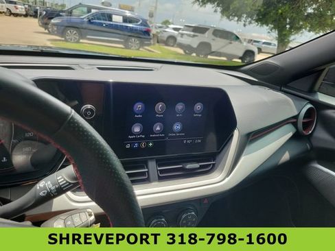 Used 2024 Chevrolet Trax RS w/ Sunroof Package FWD image 13
