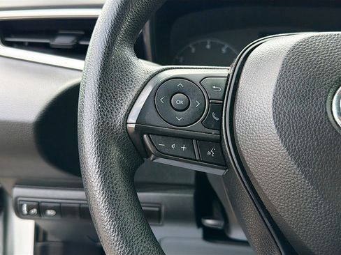 Used 2024 Toyota Corolla LE image 34