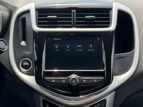 Used 2020 Chevrolet Sonic Premier FWD image 24