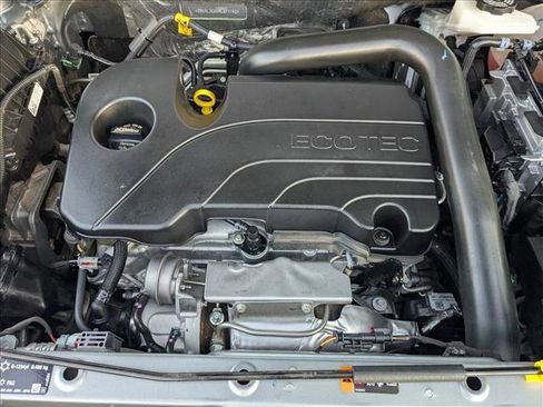 Used 2024 GMC Terrain SLE image 22