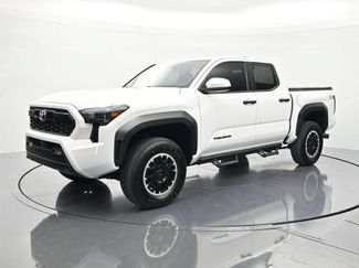 Used 2024 Toyota Tacoma TRD Off-Road AWD/4WD video 1
