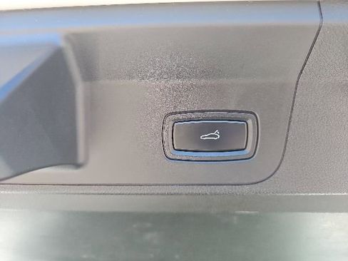 Used 2017 Porsche Panamera 4S AWD/4WD image 13