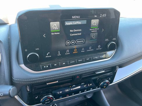 Used 2023 Nissan Rogue SL w/ SL Premium Package FWD image 12