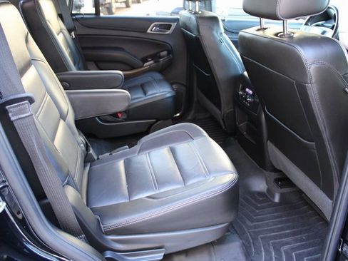 Used 2019 GMC Yukon Denali w/ Denali Ultimate Package image 19
