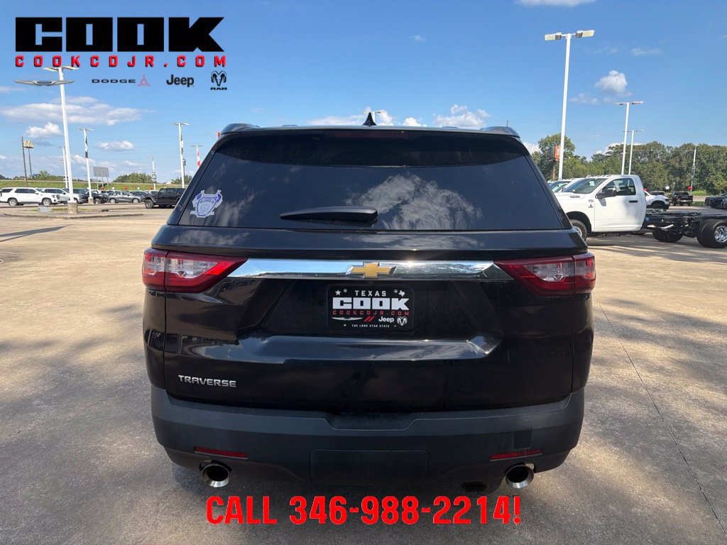 Used 2018 Chevrolet Traverse LS FWD image 4