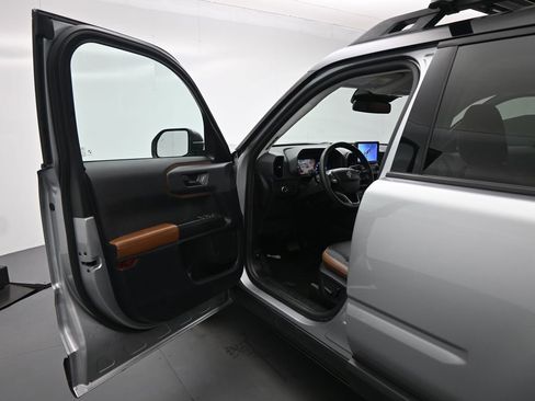 Certified 2022 Ford Bronco Sport Outer Banks AWD/4WD image 9