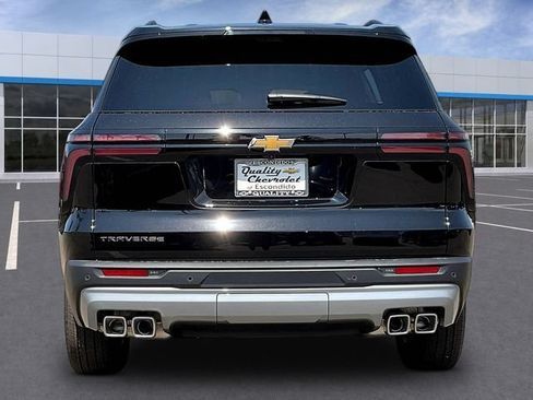 New 2026 Chevrolet Traverse LT w/ Driver Confidence Package FWD image 4