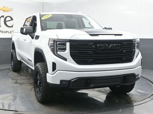Used 2026 GMC Sierra 1500 SLT AWD/4WD image 50