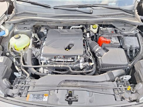 Used 2020 Ford Escape SE image 32