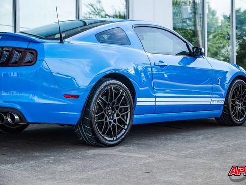 Used 2013 Ford Mustang Shelby GT500 RWD image 46