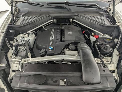 Used 2012 BMW X5 xDrive35i image 9
