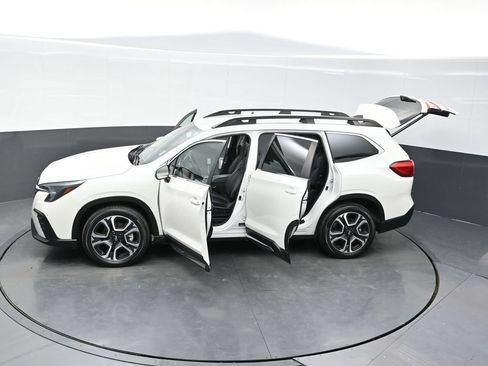 Used 2023 Subaru Ascent Limited AWD/4WD image 42