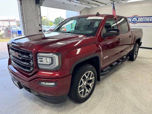 Used 2017 GMC Sierra 1500 SLT AWD/4WD image 2