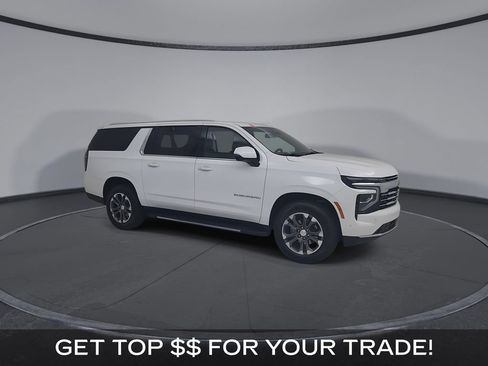 Used 2025 Chevrolet Suburban LT w/ Comfort Package AWD/4WD image 2