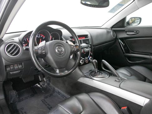 Used 2004 MAZDA RX-8 w/ AT Grand Touring Pkg RWD image 17