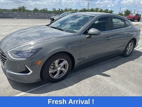 Used 2022 Hyundai Sonata SE FWD image 1