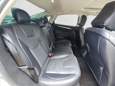 Used 2020 Ford Fusion Titanium AWD/4WD image 19