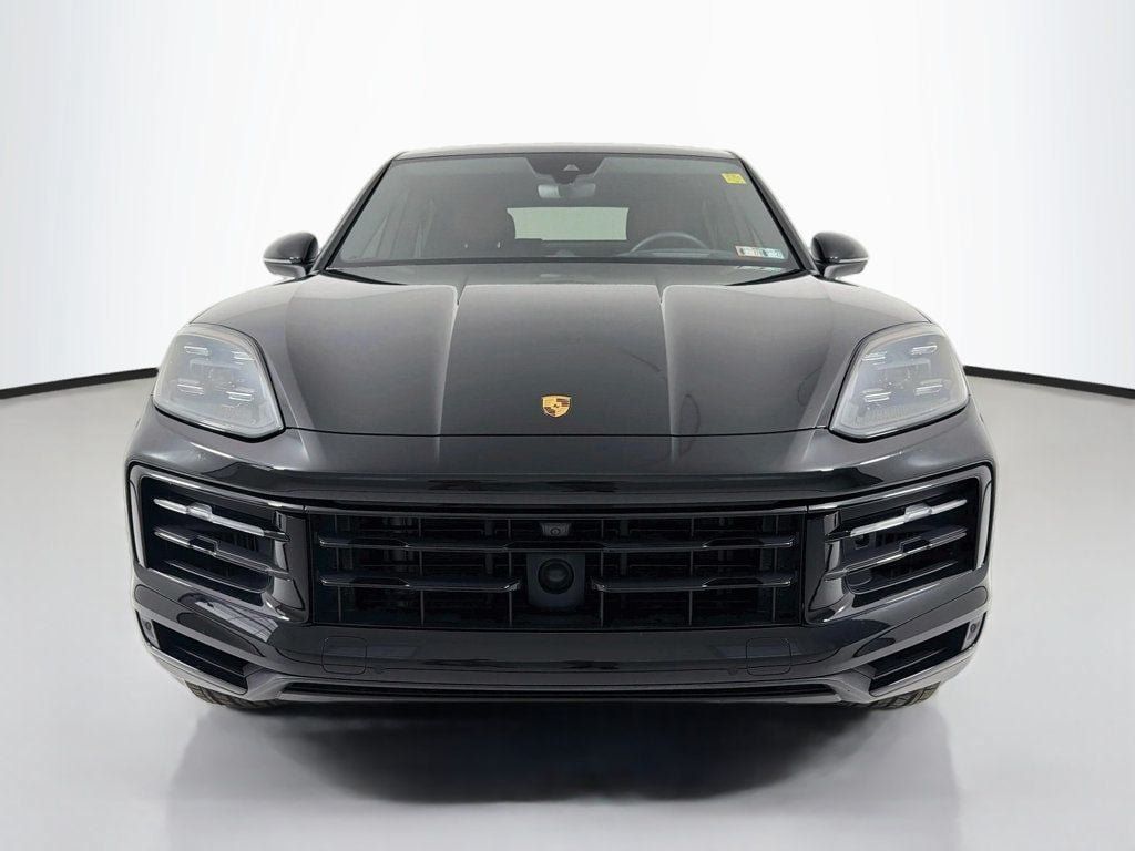 Certified 2024 Porsche Cayenne Coupe AWD/4WD image 6