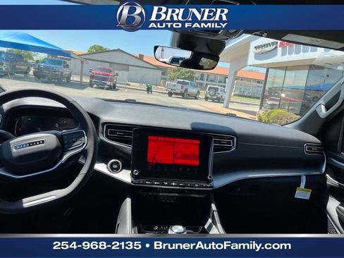 New 2025 Jeep Wagoneer Series II w/ Premium Group I image 14