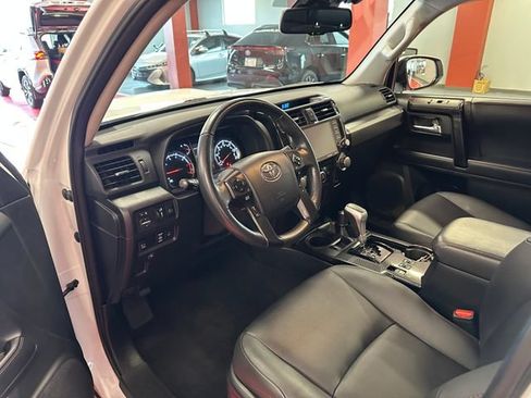 Used 2024 Toyota 4Runner TRD Off-Road Premium w/ Off Road Premium Plus Package AWD/4WD image 10