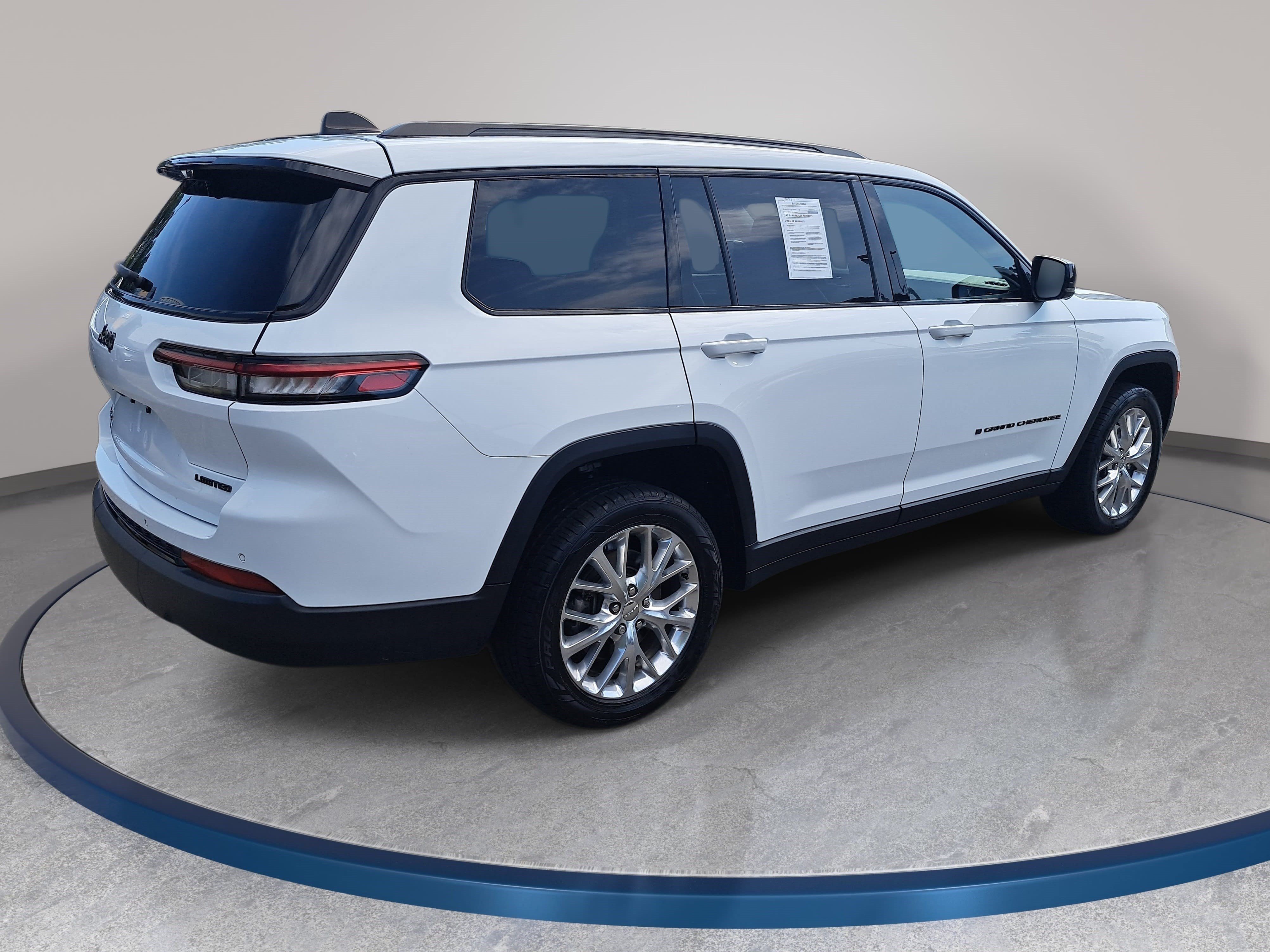 Used 2023 Jeep Grand Cherokee L Limited w/ Luxury Tech Group II AWD/4WD image 5