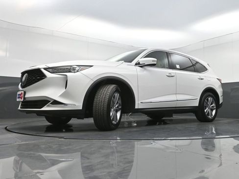 Used 2023 Acura MDX SH-AWD image 32
