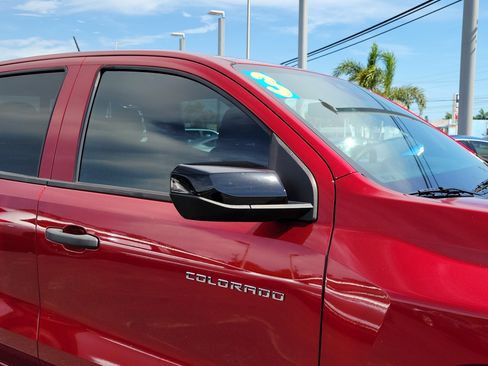 Used 2023 Chevrolet Colorado Trail Boss w/ LPO, Dark Essentials Package AWD/4WD image 9