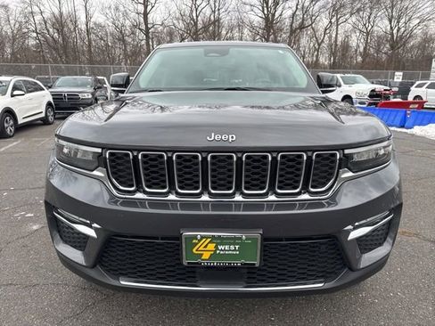 Certified 2022 Jeep Grand Cherokee Limited w/ MOPAR Finishing Package image 2