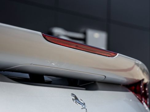 Used 2022 Ferrari F8 Tributo image 20