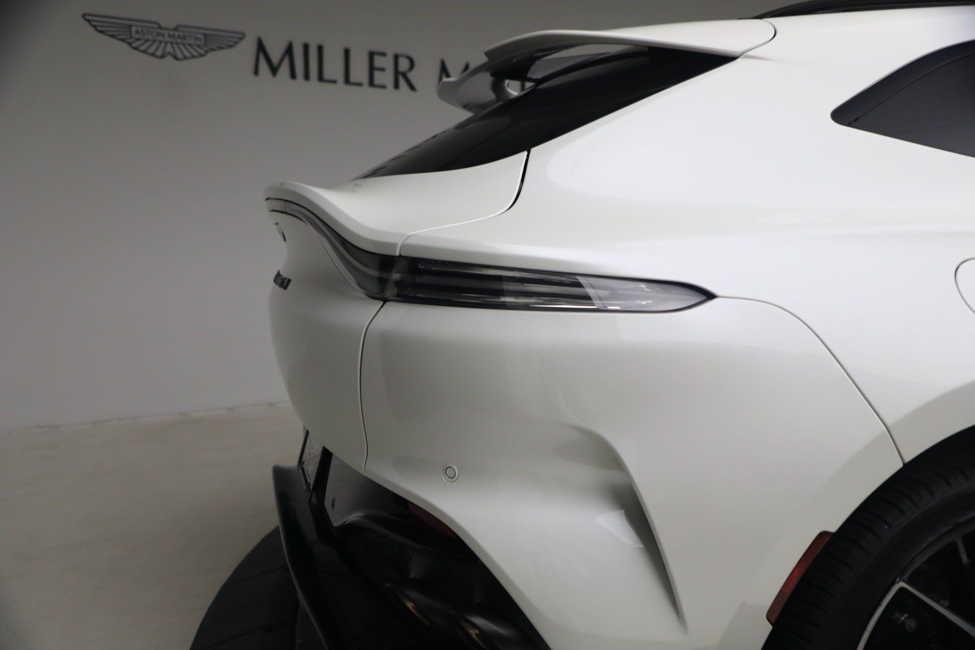 Used 2025 Aston Martin DBX 707 AWD/4WD image 35