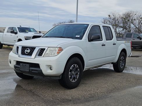 Used 2016 Nissan Frontier Desert Runner image 7