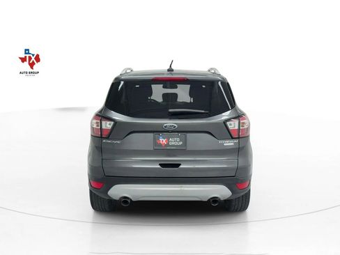 Used 2018 Ford Escape Titanium image 7