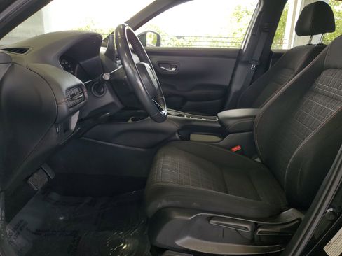 Used 2024 Honda HR-V Sport image 17