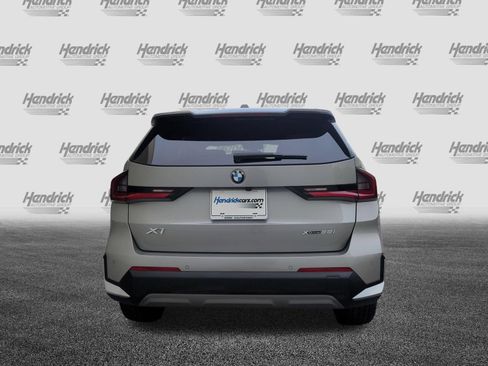 Used 2023 BMW X1 xDrive28i w/ Convenience Package AWD/4WD image 9
