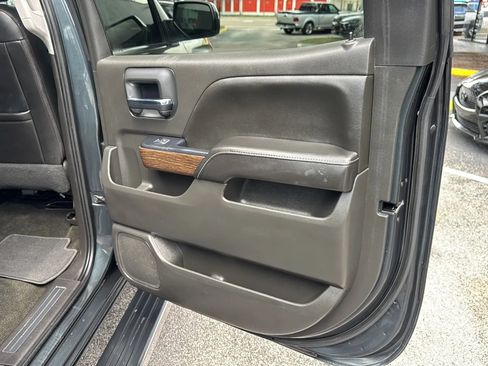Used 2017 GMC Sierra 1500 Denali w/ Denali Ultimate Package AWD/4WD image 32