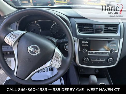 Used 2016 Nissan Altima 2.5 S w/ Power Driver Seat Package FWD image 14