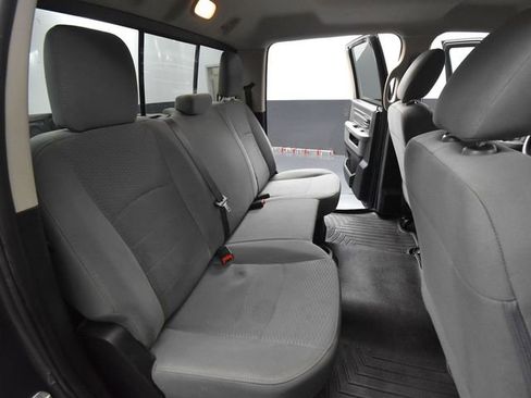 Used 2017 RAM 1500 Classic SLT image 34