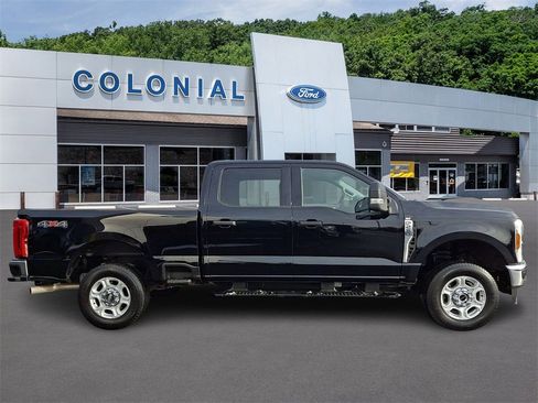 Used 2025 Ford F250 XLT w/ Snow Plow Prep Package image 7