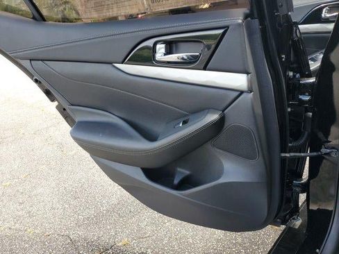 Used 2020 Nissan Maxima 3.5 SL w/ Floor Mat Group FWD image 12